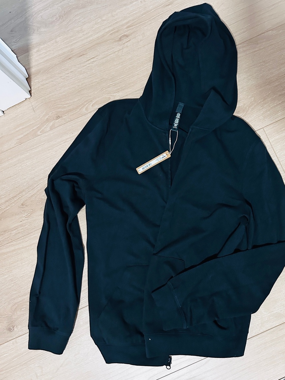 Skims Black Zip Up Lightweight Hoodie Size S NWT